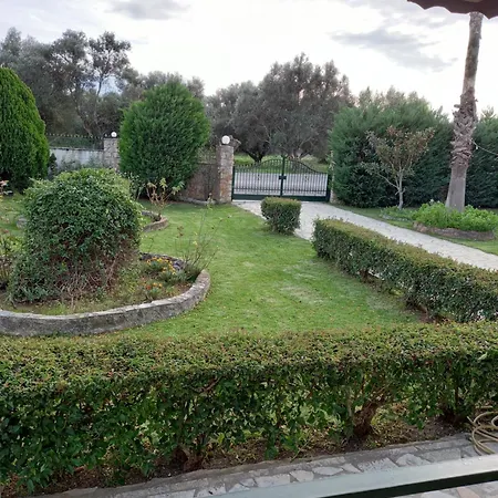 Phaedra Electra Estate Holiday home