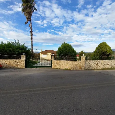 別荘 Phaedra Electra Estate Tsoukalaiika (Messenia)