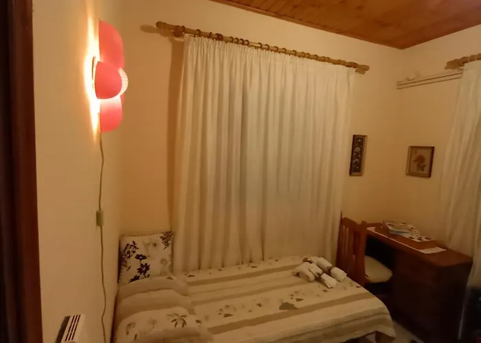 Phaedra Electra Estate