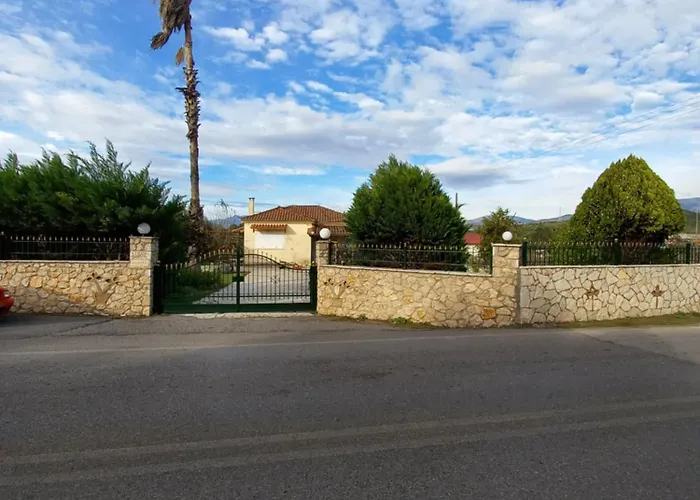 Semesterbostad Phaedra Electra Estate Tsoukalaiika (Messenia)